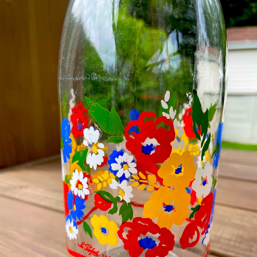 Vintage Milk jug ´Le Parfait’ from France with multi flowers